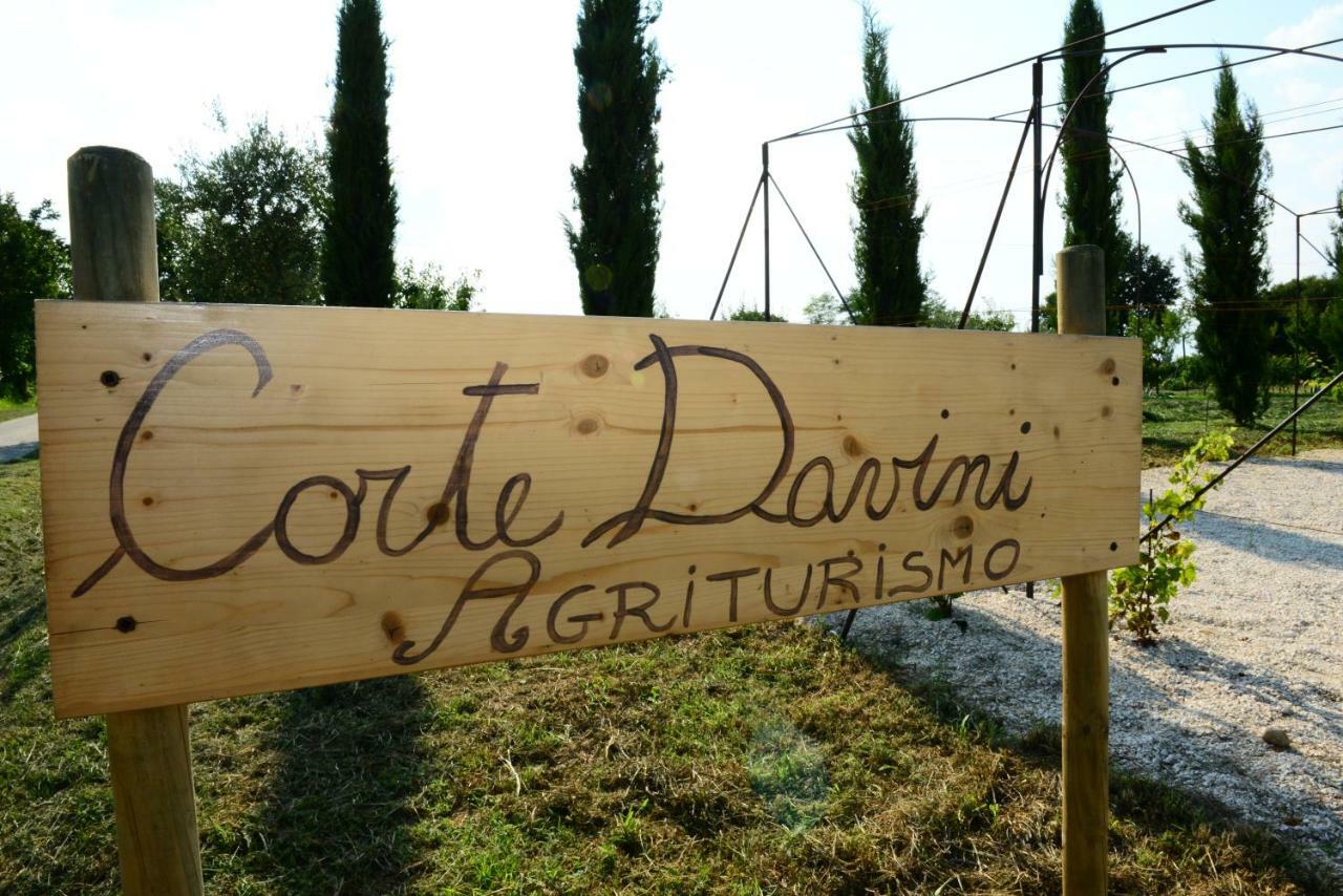 Corte Davini Agriturismo Монцамбано Екстериор снимка